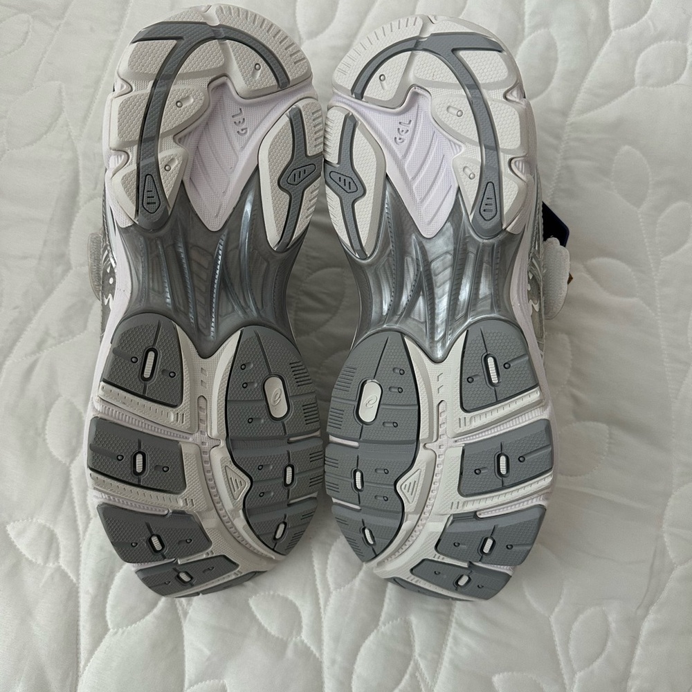 Cecile Bahnsen x ASICS  GT 2160 - Pure Silver - Picture 4 of 7